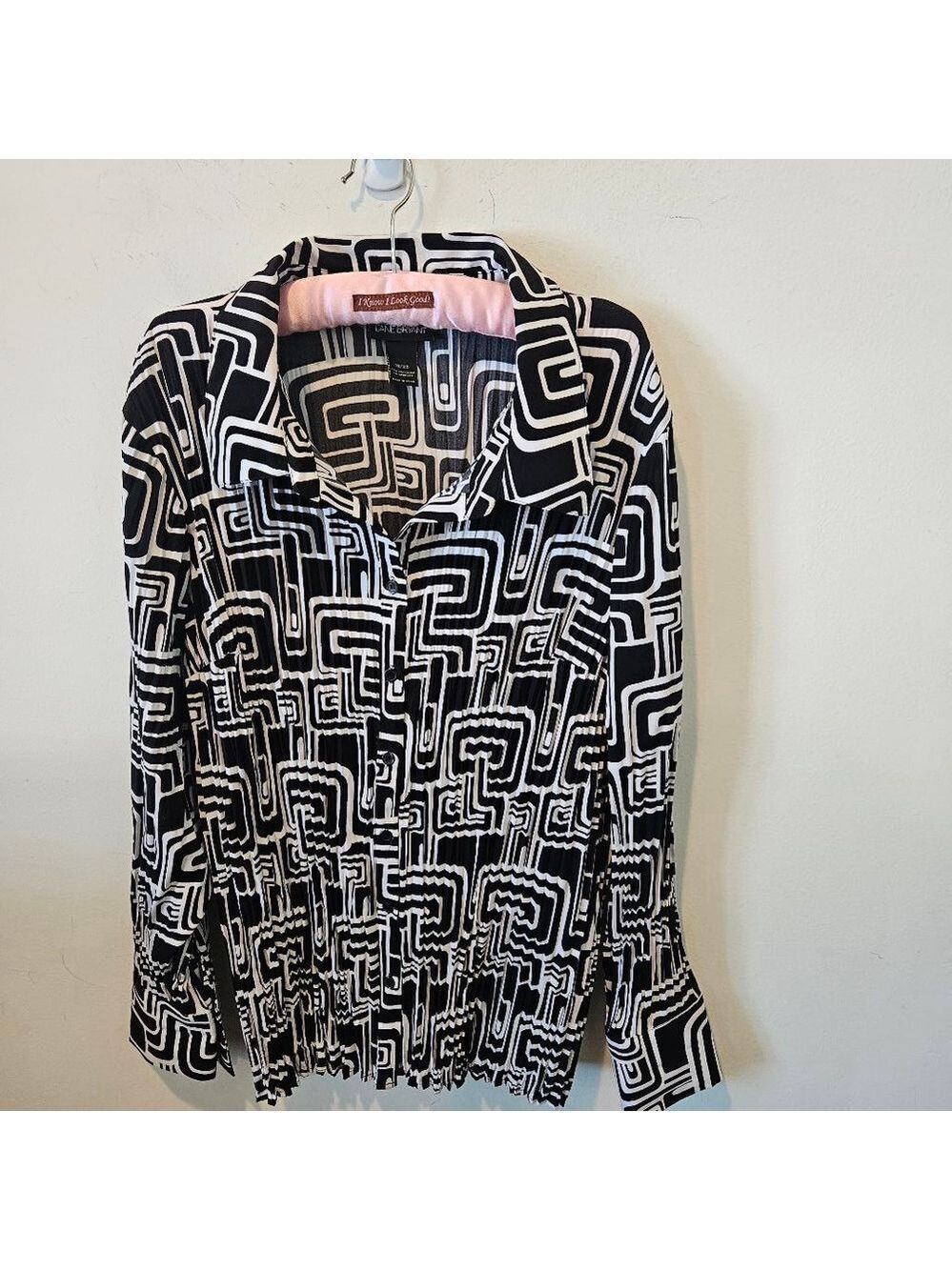 Women's Lane Bryant Abstract Accordian Pleated Blouse, Size 18/20, Black & White